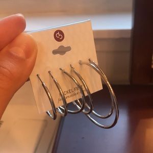 Silver hoop earrings set